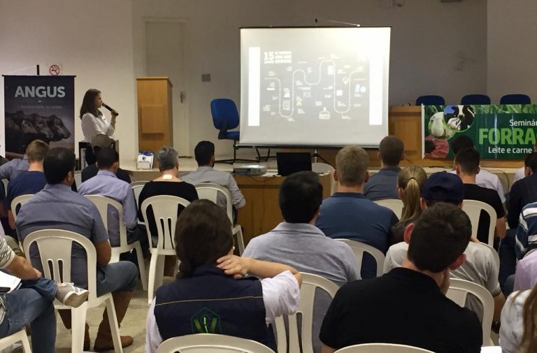 Expoijui promove seminário com temas de interesse do produtor de leite
