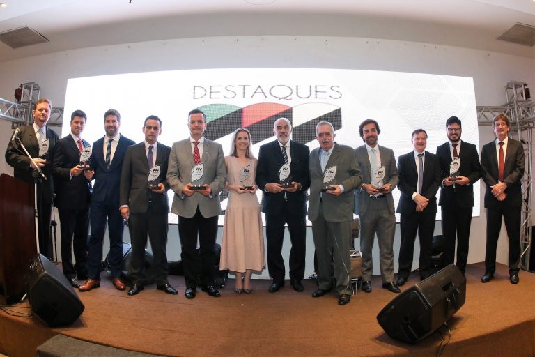Sindilat revela vencedores do 4º Prêmio de Jornalismo e entrega troféus aos Destaques 2018
