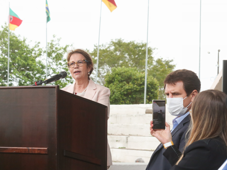 Ministra da Agricultura participa de café da manhã com autoridades promovido pelo Sindilat na Expointer Digital