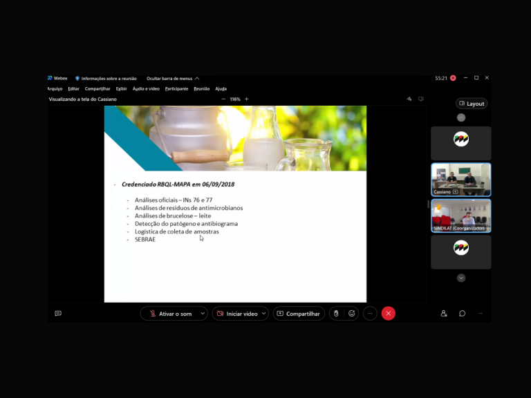 Sindilat conclui rodada sobre análises oficiais de leite conhecendo o trabalho do Laboratório de Qualidade da URI