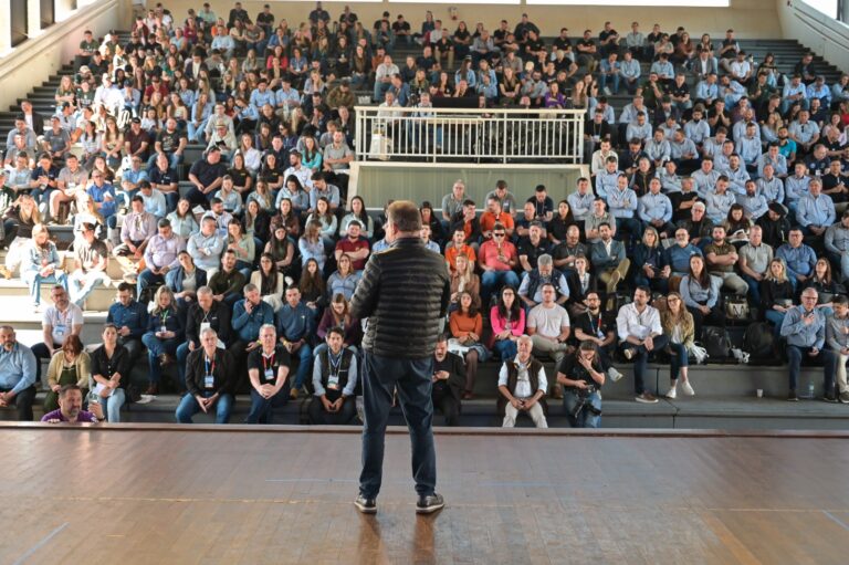 Ebook consolida legado do Milk Summit Brazil 2025