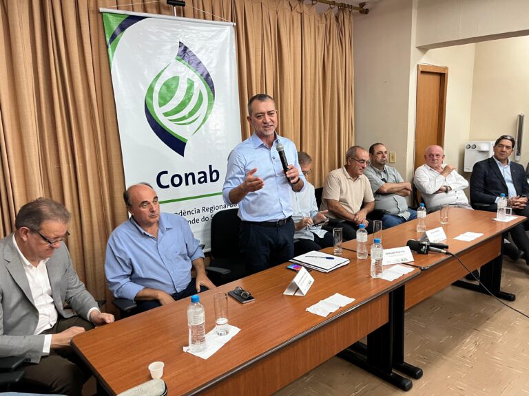 Setor lácteo recebe apoio, mas cobra pacote de impacto imediato