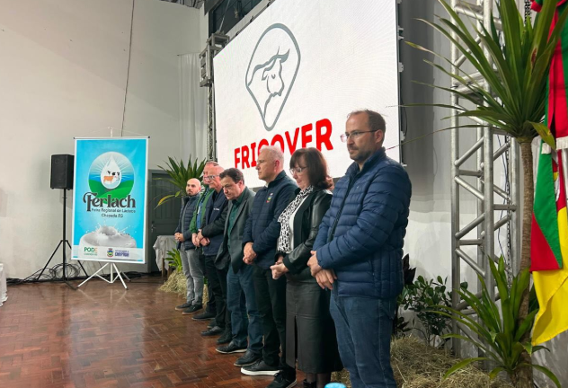 Sindilat/RS destaca qualificação e fortalecimento do setor leiteiro na abertura da 2ª Ferlach
